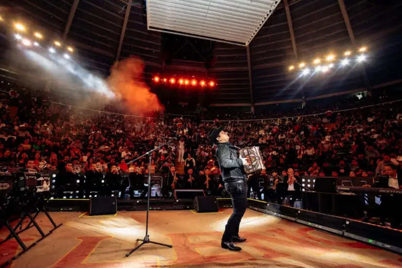 Alfredito Olivas se presentará en el Palenque de la Feria de León 2025.