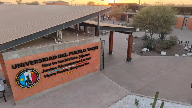 Universidad del pueblo Yaqui en Vícam, Sonora.