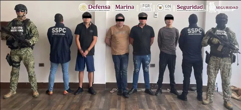 Los cuatro hombres detenidos en la Colonia La Campiña.