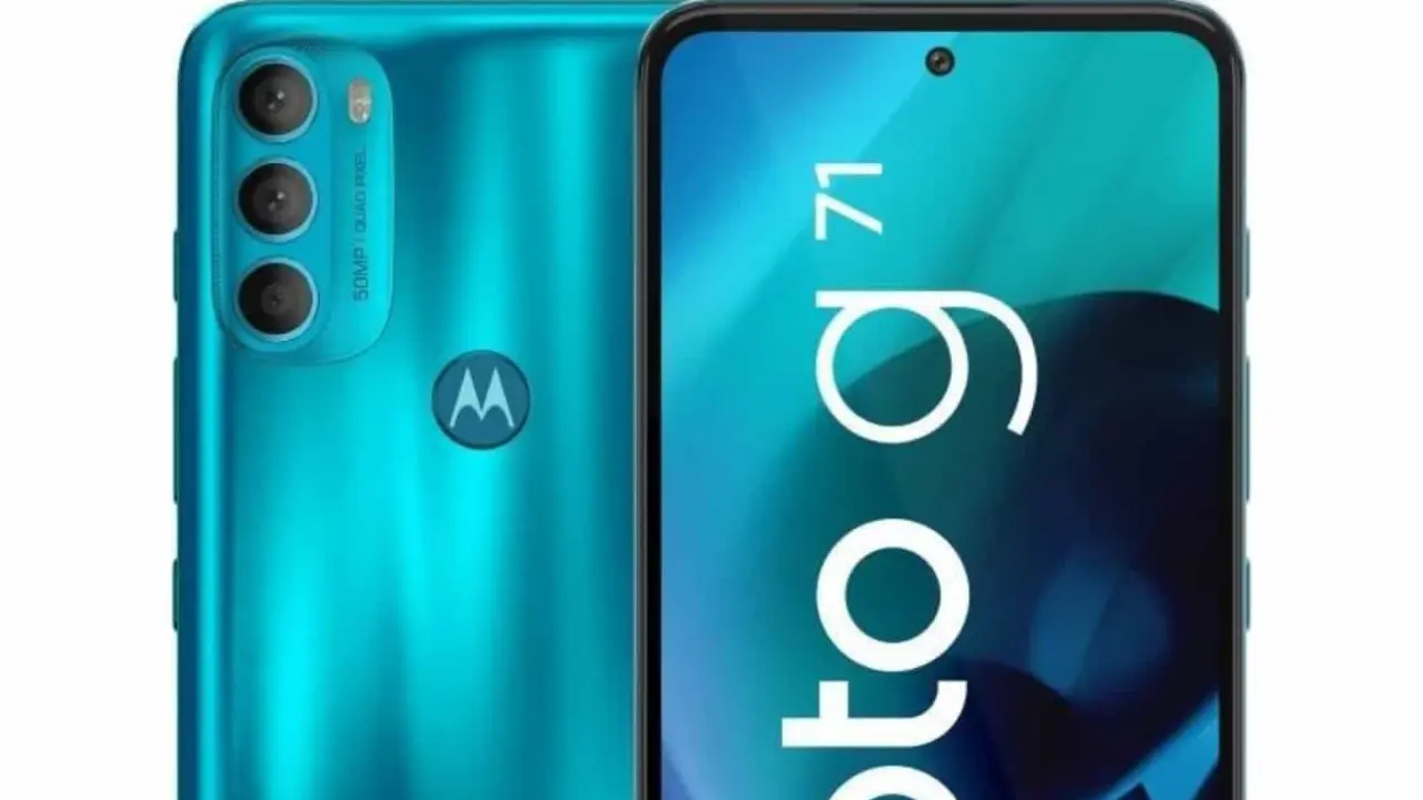 El celular Motorola Moto G71 trae altavoces estéreos. Foto: Cortesía