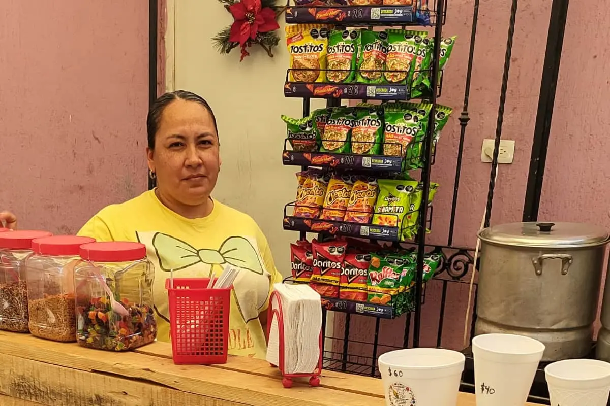 Daisy Sarabia y sus snacks, un ejemplo de resiliencia en el fraccionamiento Los Ángeles