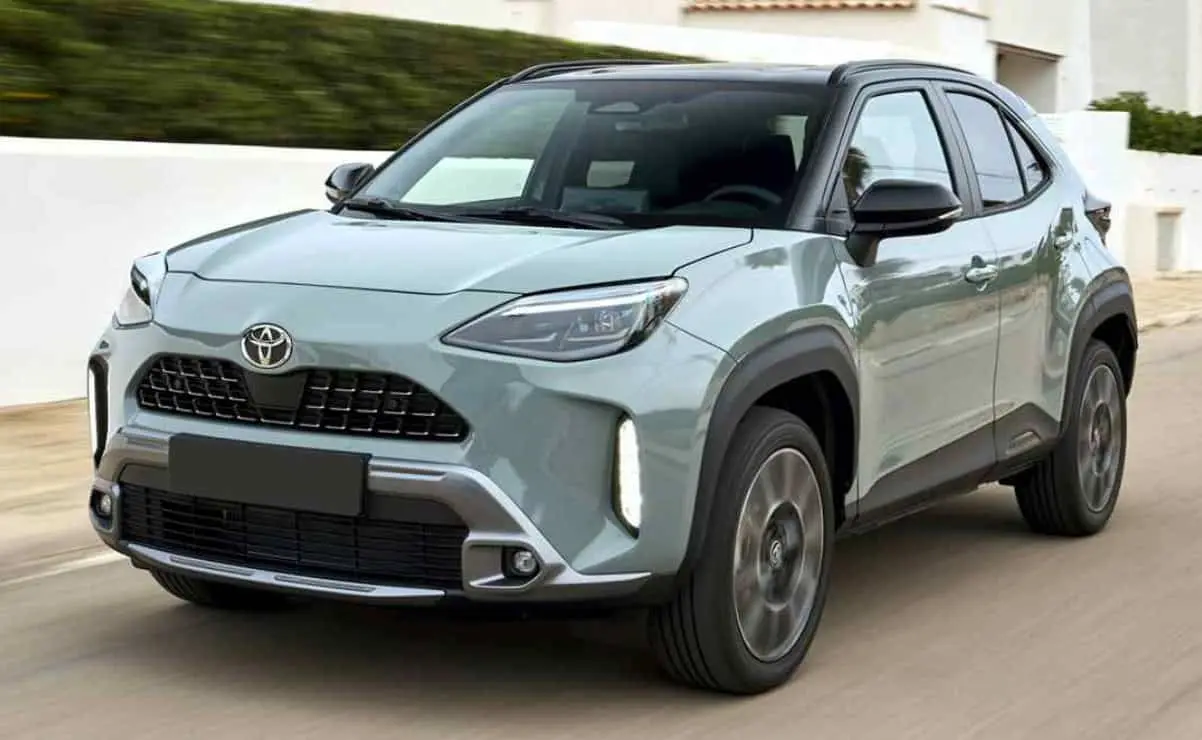 El Yaris Cross 2025 cuenta con un diseño moderno y dos versiones de motor de gasolina e híbrido. Foto: Toyota