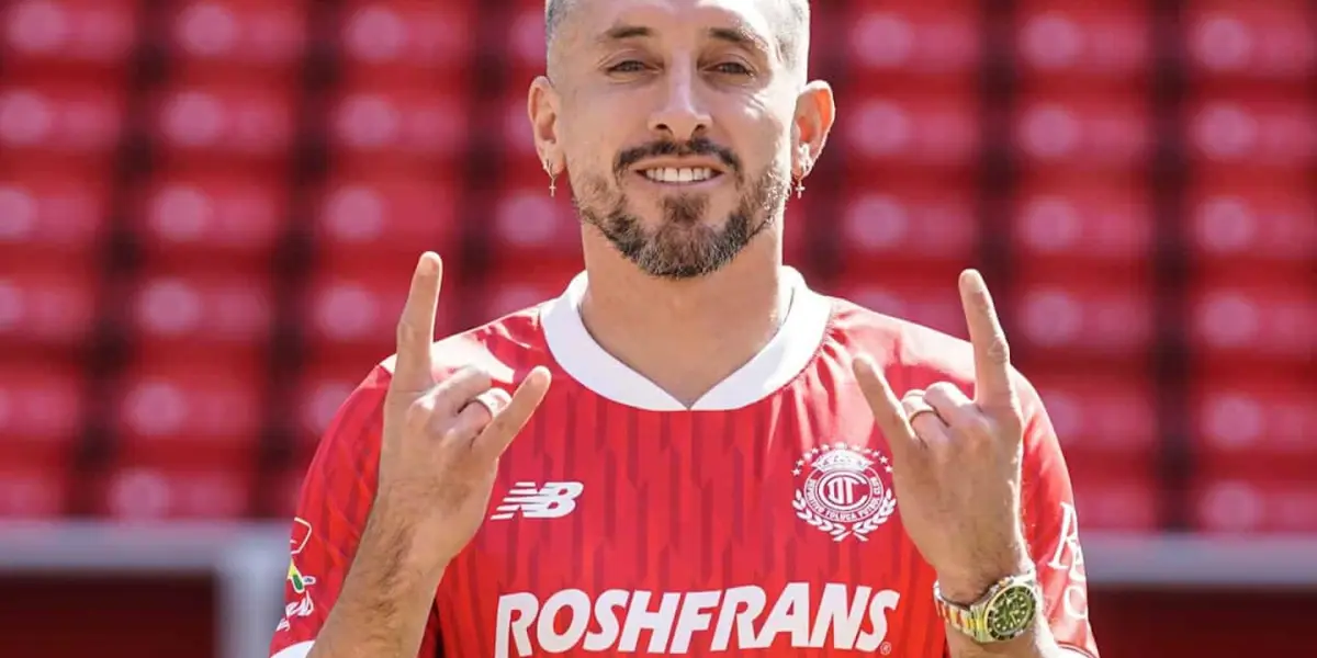 Héctor Herrera ficha con el Toluca. Foto: Cortesía