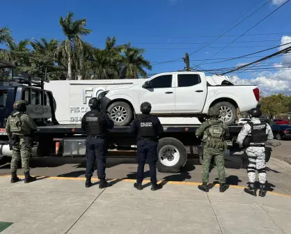 Aseguran camioneta NISSAN que había sido robada y 15 kilos de mariguana en Badiraguato