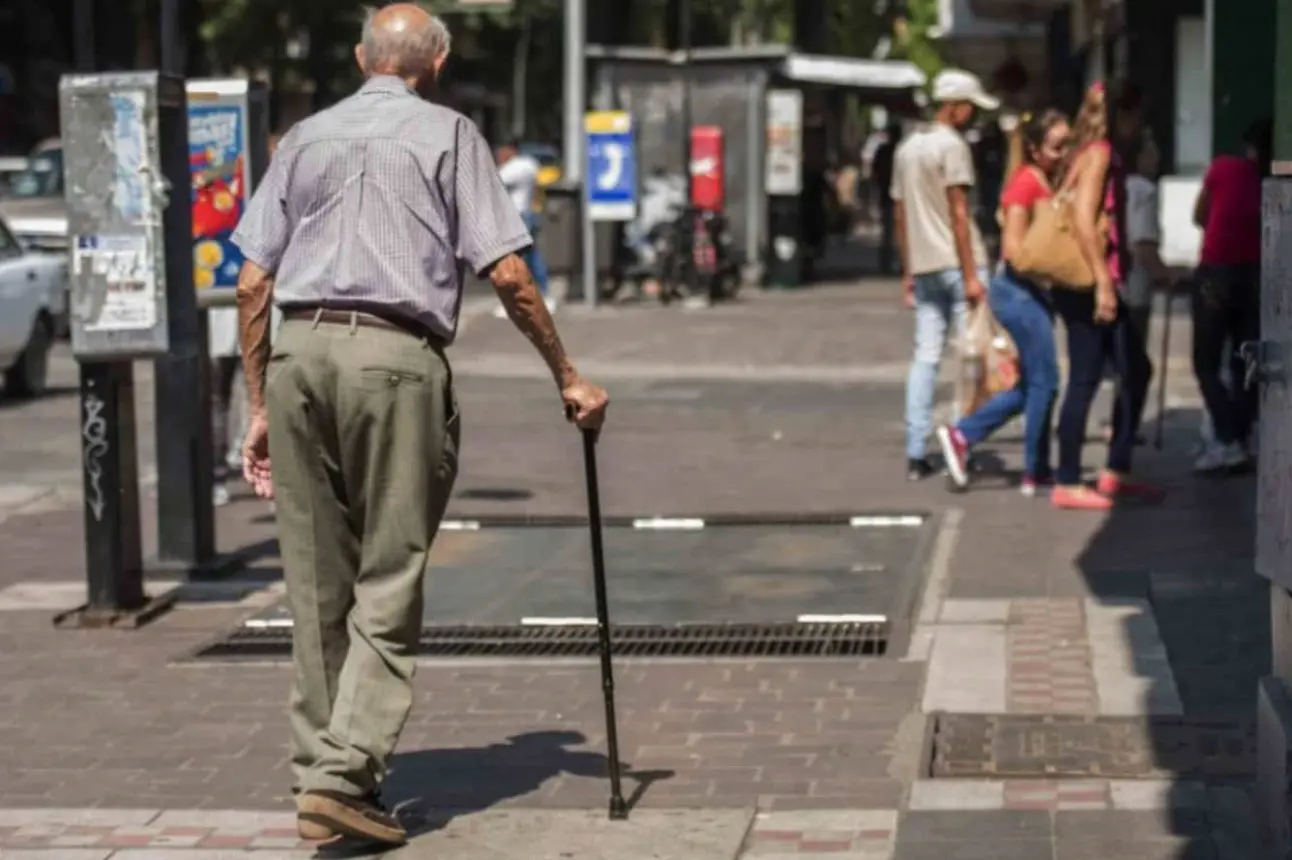 Caminar por la ciudad es uno de los mejores ejercicios que se puede realizar. Foto: Cortesía.