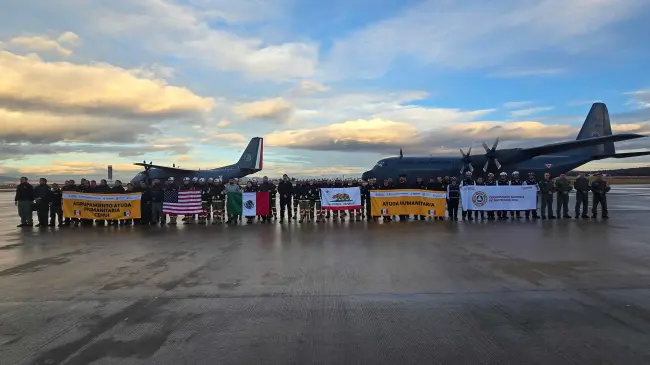 Solidaridad binacional: México apoya a California en la lucha contra el fuego.