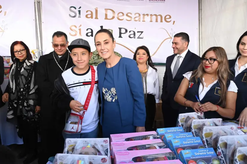 Desarme voluntario en México: Claudia Sheinbaum impulsa la paz con intercambio de armas y juguetes bélicos