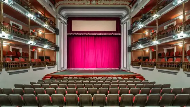 El Teatro Ángela Peralta se encuentra ubicado en el Centro Histórico de Mazatlán. Foto: Sinaloa 360.