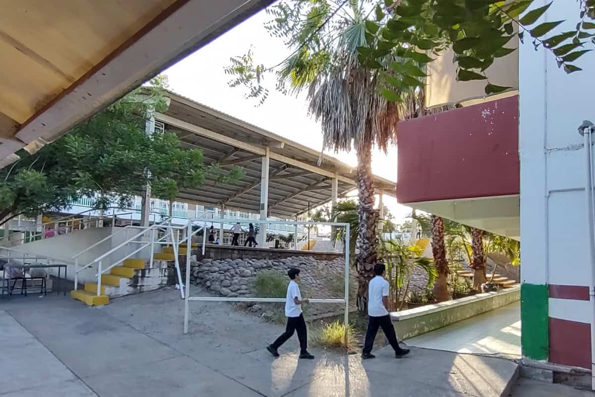 Vladimir García lidera el cambio en la Secundaria Manuel de los Ríos en Los Ángeles, Culiacán