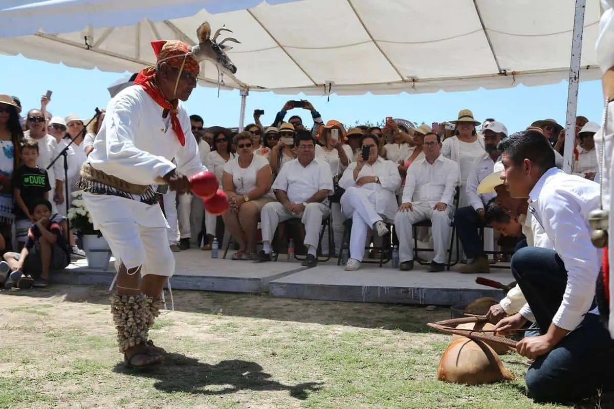 La danza ritual del venado es una tradición ancestral en Sinaloa.