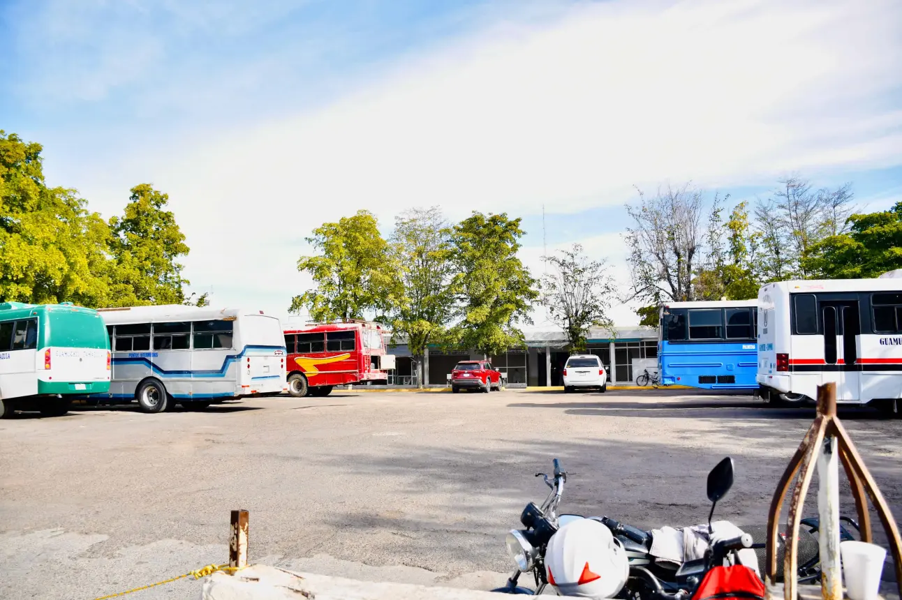 Habrá un cambio en la fachada del estacionamiento del mercado de Guamúchil