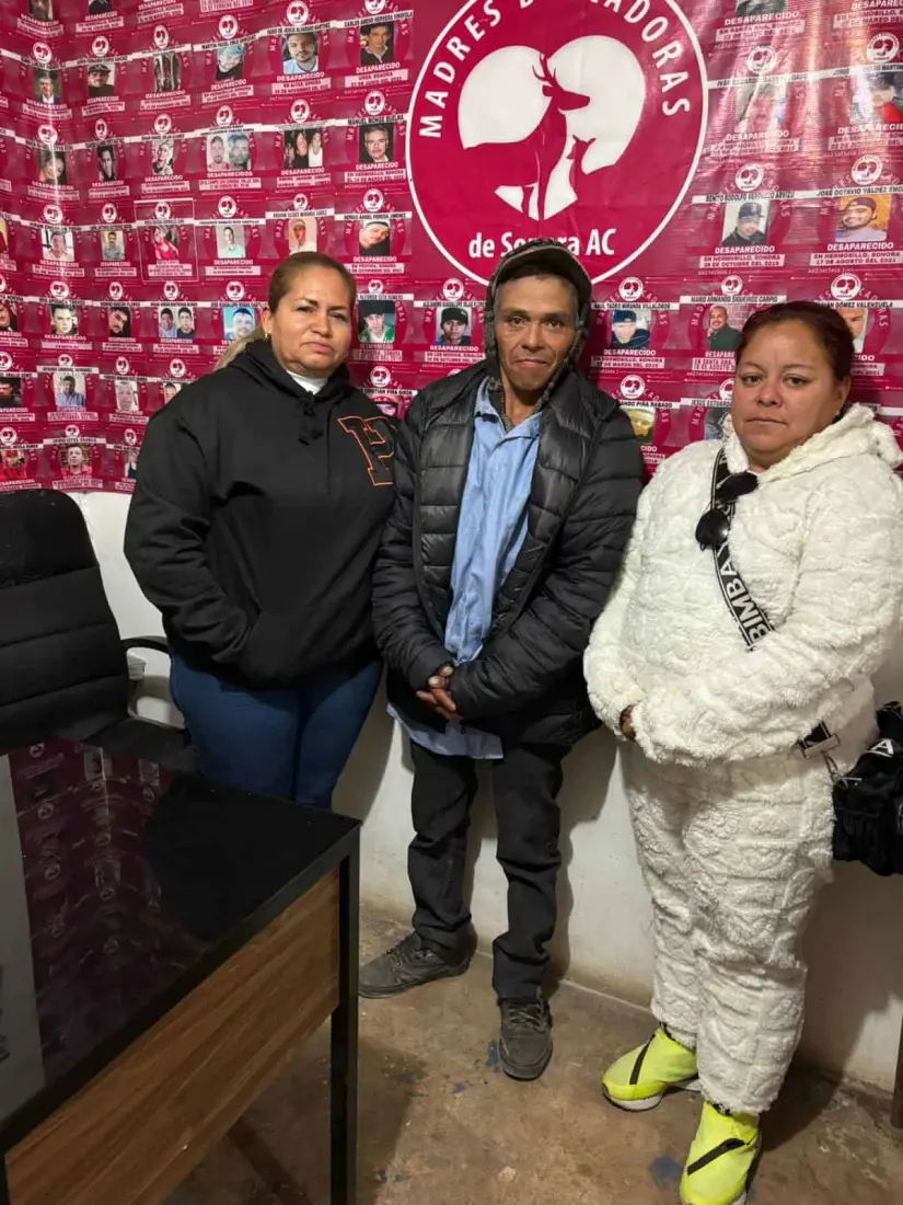 Mario Cruz Vega ya se encuentra con sus familiares. Foto: Madres Buscadoras de Sonora. 