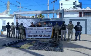 Detienen a tres hombres armados en San Francisquito, Mazatlán: incautan arsenal y vehículo robado