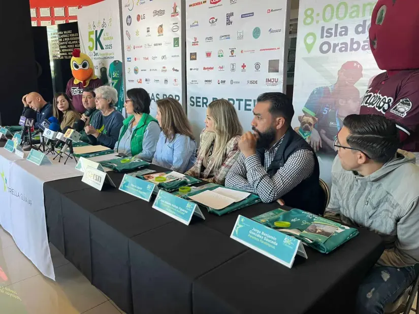 El director del Instituto Municipal del Deporte, Alberto Beltrán, invitó a todos a participar en este evento deportivo y altruista.