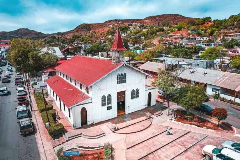 Iglesia Santa Bárbara, en Santa Rosalía. Foto: Santa Rosalía Pueblo Mágico. 