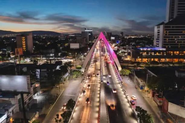 Conoce cuales son las calles más cautivadoras de Guadalajara. Foto: iStock. 