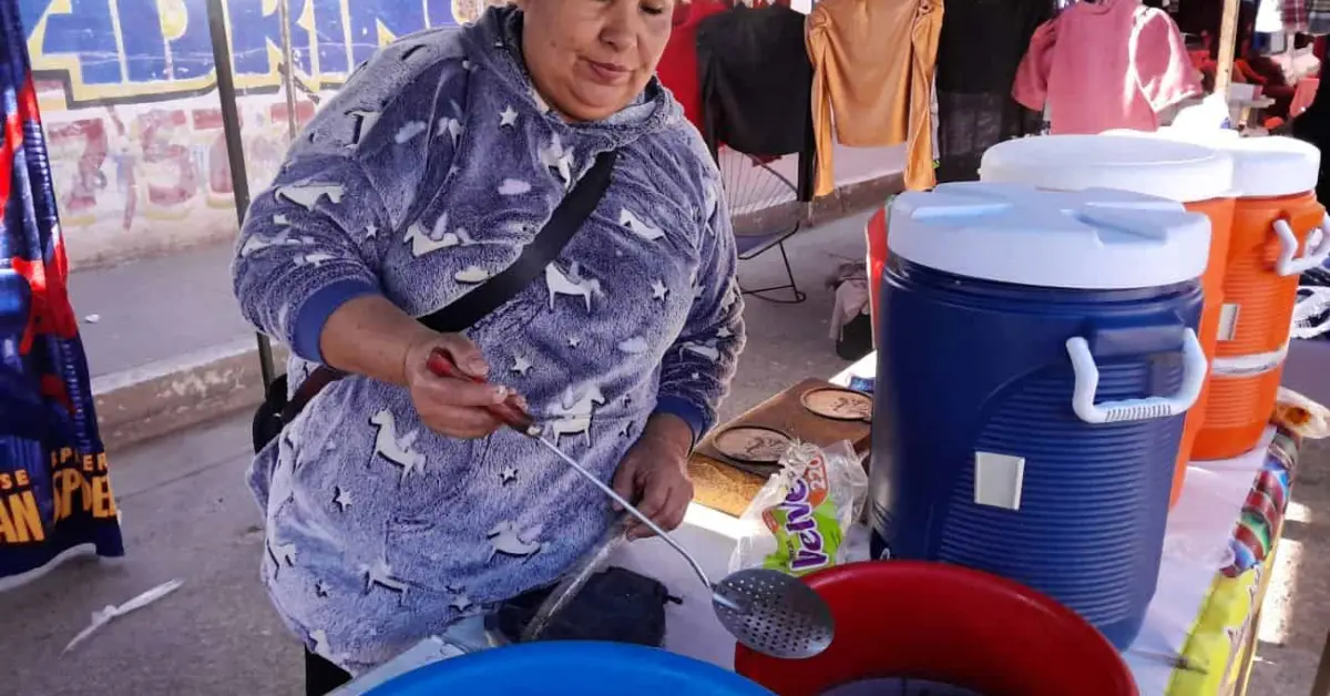 Alicia Rangel lleva sus gorditas y atoles a los tianguis de Culiacán y Villa Juárez