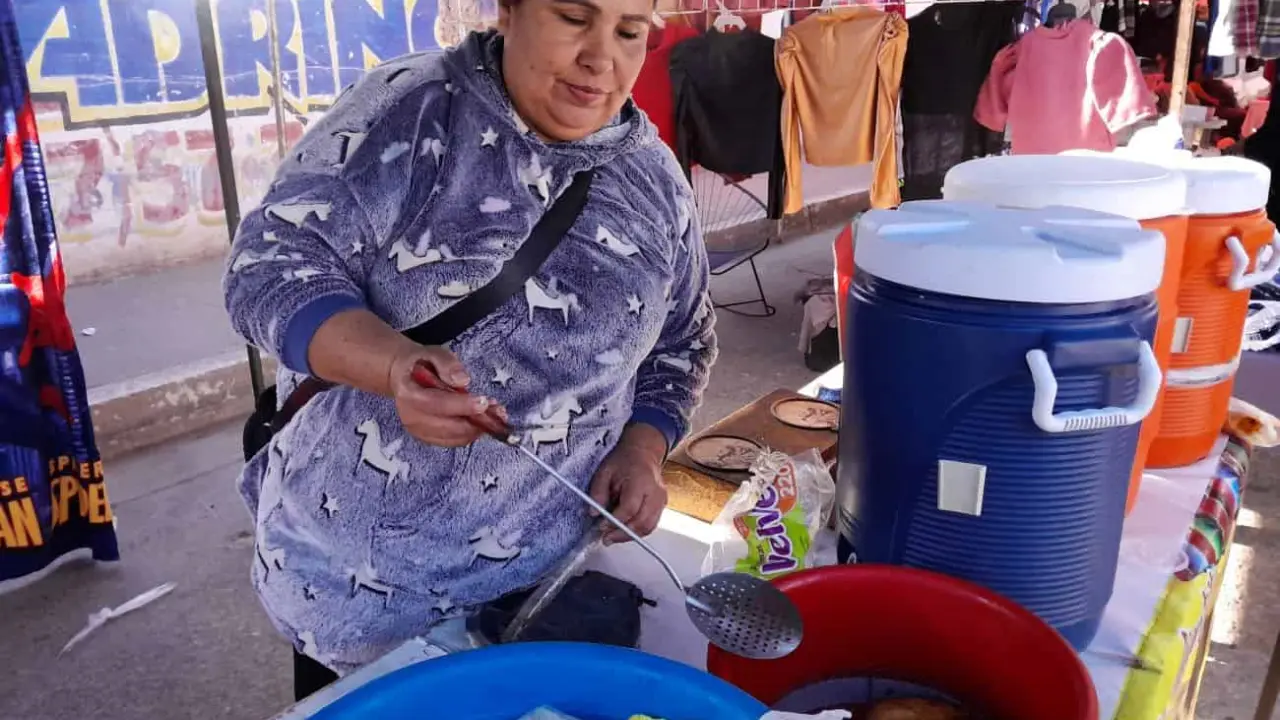 Gorditas y atole le dan sabor a los tianguis de Culiacán y Villa Juárez