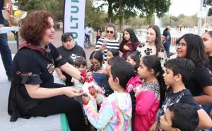 “Annia, la venadita que danza emociona a niños y adultos en el Parque Culiacán