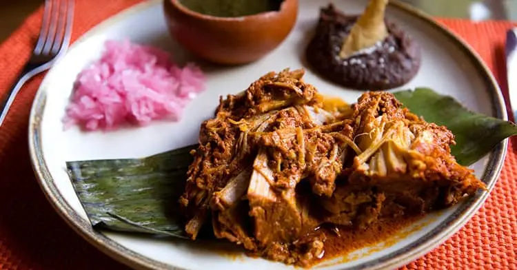 La cochinita pibil es originaria del estado de Yucatán. Foto: Secretaría de Turismo. 