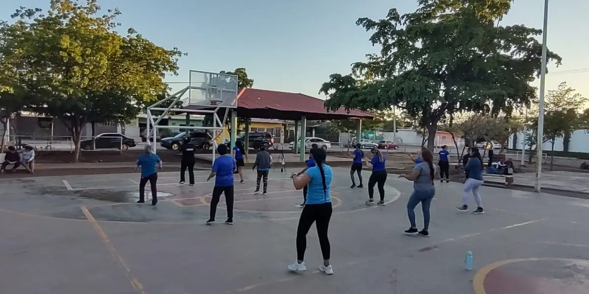 El parque de la colonia 21 de Marzo, ubicado al sur de Culiacán, ha sido un espacio de recreación y encuentro comunitario desde 1974. Foto: Juan Madrigal