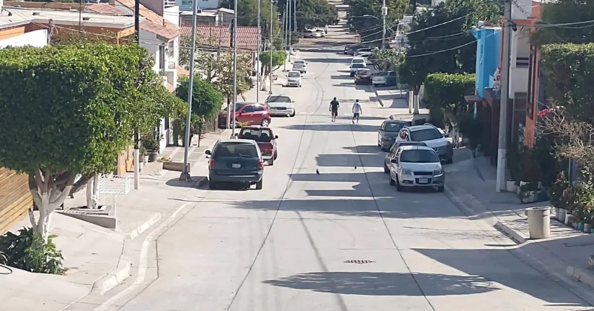 La colonia Lázaro Cárdenas en Culiacán se transforma con la pavimentación de la calle Manuel Canalizo