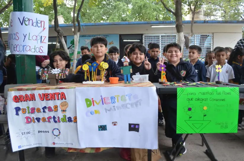 El evento “Jugamos a Emprender” en la primaria Juan Rulfo fue un rotundo éxito, destacando el talento y la innovación de las y los estudiantes.