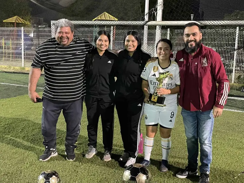 Segunda edición del Torneo de Futbol 7 Mamá Fut del DIF CNOP