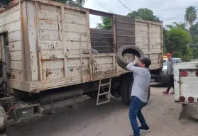 Vecinos de La Costera en Culiacán se suman a la Campaña de Descacharrización