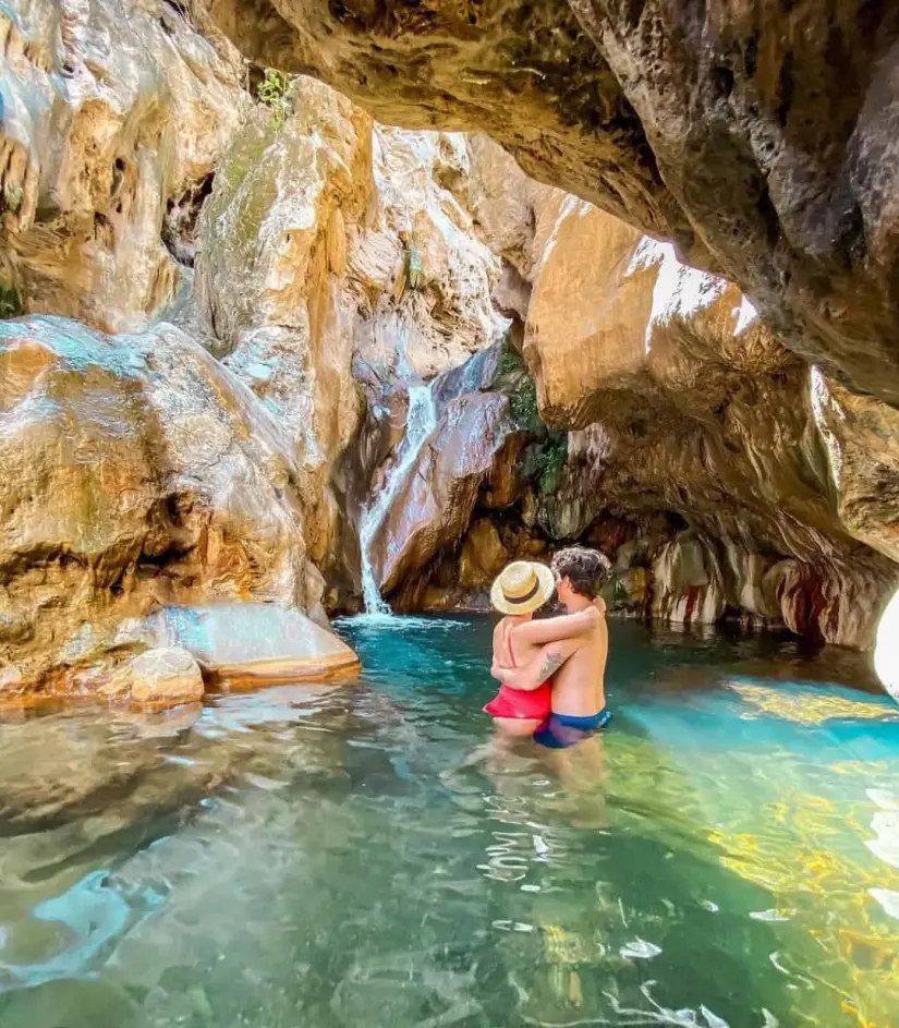 Aguas termales en Las Salinas de San Baltazar Guelavila, Oaxaca. Foto: Instagram. planbviajero