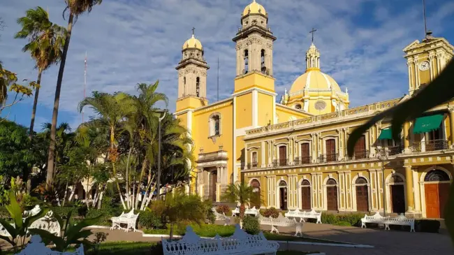La Catedral de Colima, La Purísima Concepción es una reliquia arquitectónica del estado. Foto: Cortesía.