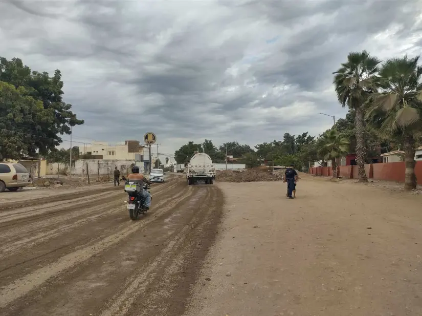 Pavimentación de calle en la 21 de Marzo