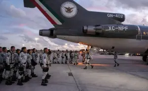 México inicia despliegue de 10 mil militares en la frontera con Estados Unidos para detener el tráfico de fentanilo