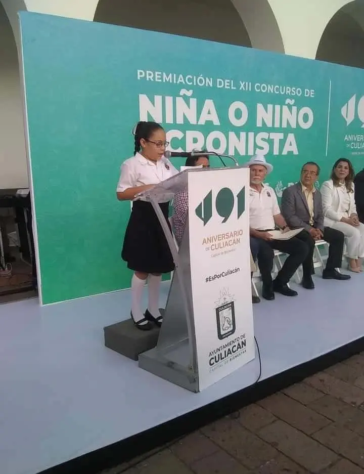 María Dinorah Valenzuela tiene el titulo de La Cronista más jóven del País. Foto: Cortesía.