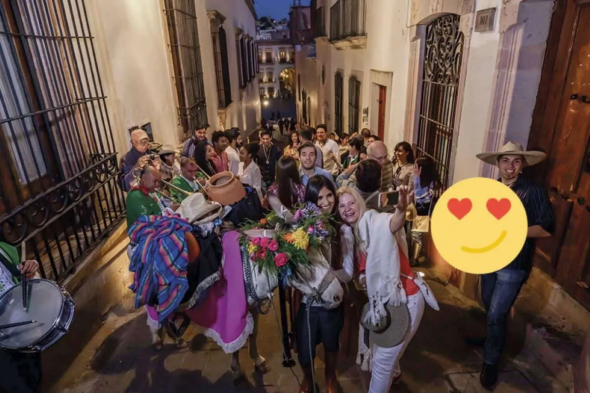 Invitan a participar en la Callejoneada para Solteros en la ciudad de Zacatecas. Foto: Cortesía