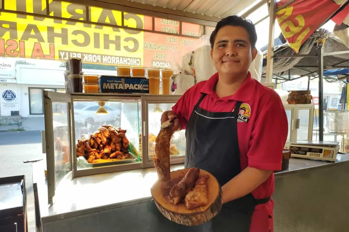 El negocio de Jesús Melgar está por Obregón, casi esquina con Quinta o Artesanos, en Tierra Blanca.