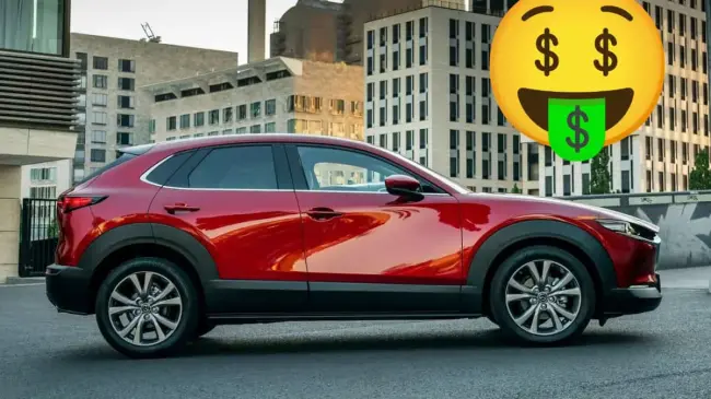 La Mazda CX-30 tiene una versión de entrada con un precio más bajo. Edición de foto: TBN