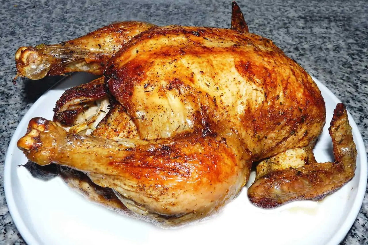 ¿Se puede comer pollo en viernes? Conoce qué alimentos puedes comer. Foto: Pixabay