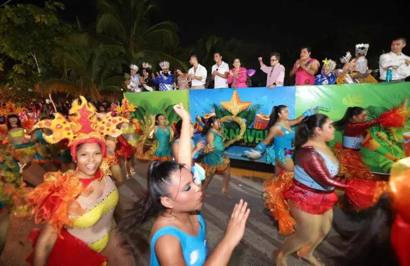 Carnaval de Puerto Morelos, a unos días de comenzar. Foto: Cortesía