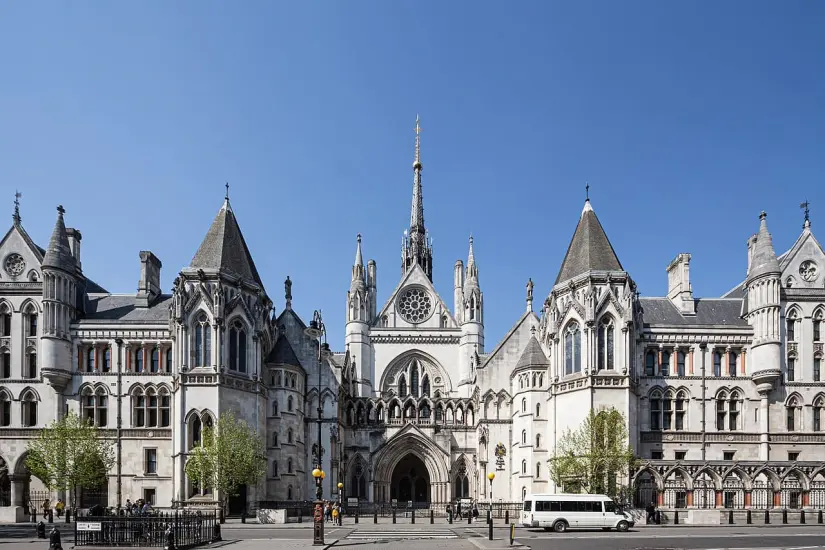 Palacio de Justicia conocido como Royal Courts of Justice