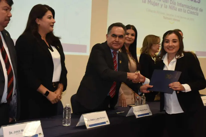 UAS celebra el talento femenino en la ciencia con 243 investigadoras reconocidas en el SNII