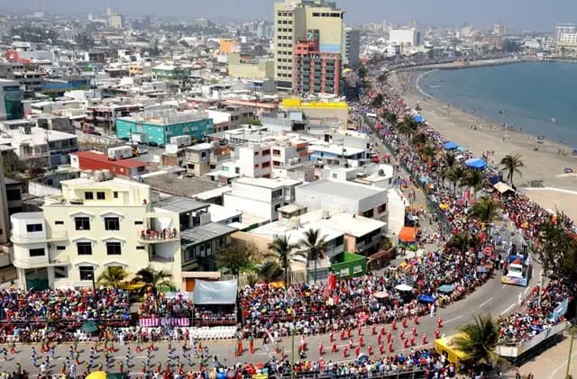 No te pierdas el Carnaval de Veracruz 2025. 