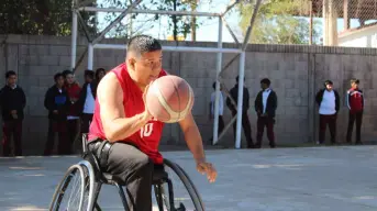 “Clínicas que Inspiran” arranca con éxito, llevan un mensaje de motivación y superación para los jóvenes de Navolato