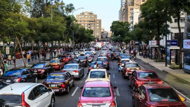 De esta manera se busca reducir la contaminación vehicular en CDMX. Foto: Clupp