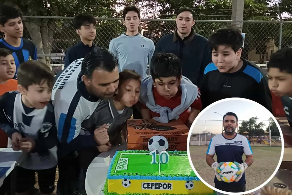 Omar Rocha celebra el décimo aniversario de su escuela CEFEPOR con alumnos, padres de familia y amigos.