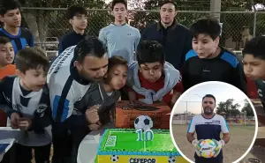 Omar Rocha celebra 10 años formando guardianes del arco y de la vida en su escuela de porteros