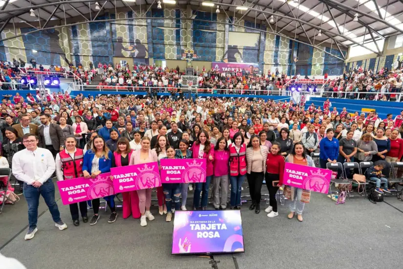 El programa para mujeres ofrece varios beneficios además de la aportación económica. Foto: Cortesía