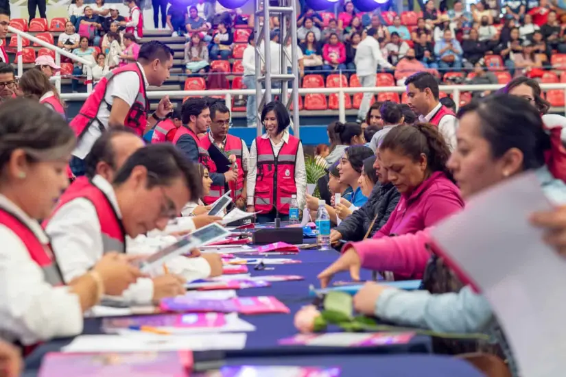 No olvides llevar tu documentación para recoger tu Tarjeta Rosa. Foto: Cortesía