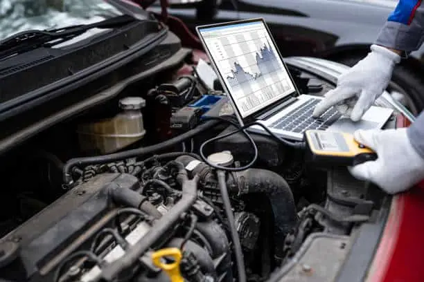 Se responsable con el medio ambiente y realiza tu verificación vehicular. Foto: iStock. 