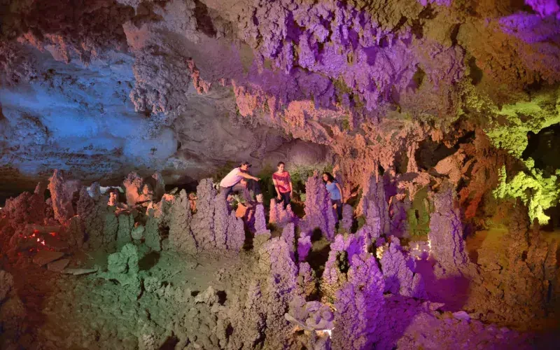 Conoce las cavernas ocultas de Coyame. Foto: Gobierno de Chihuahua.